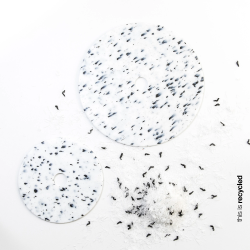 PAKABINAMAS ŠVIESTUVAS CONFETTI D30 BALTAS | ĮVAIRIŲ SPALVŲ internetu