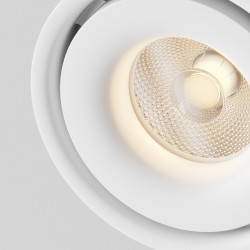 LUBINIS KRAIPOMAS LED ŠVIESTUVAS YIN 15W 3000K BALTAS pristatymas