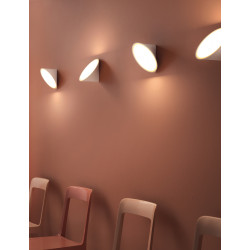SIENINIS LED ŠVIESTUVAS ORCHID 15W KREMINĖS SPALVOS pristatymas