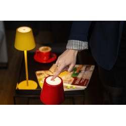 Stalinis įkraunamas LED šviestuvas INITA LED IP54 Y pristatymas