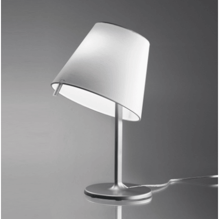 STALINIS ŠVIESTUVAS ARTEMIDE MELAMPO PILKAS 0710010A