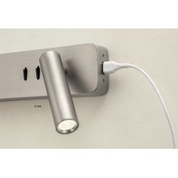 Sieninis šviestuvas OASIS satin nikel su USB internetu